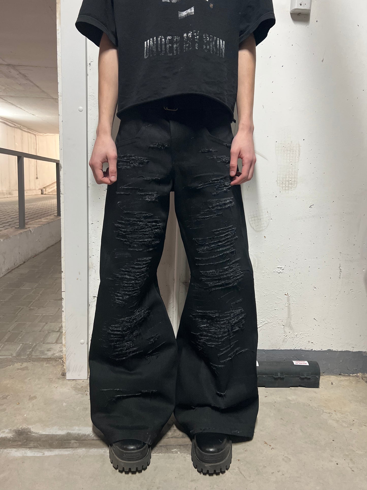 FLARED JEANS “EHS DELUXE” «DESTROYED»