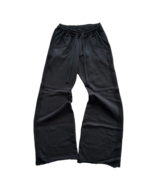 FLARED  SWEATPANTS TEXTURED SEAMS